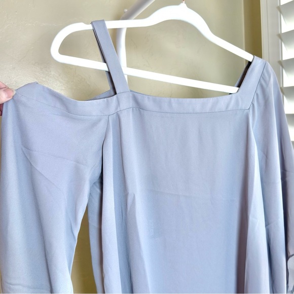Krisa Off-Shoulder Cutout Sleeve Top in Soft Lavender Size Small - Picture 2 of 5